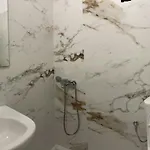 Sea La Vie شقة *