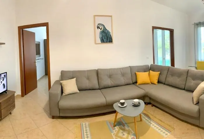 Sea La Vie Apartment *